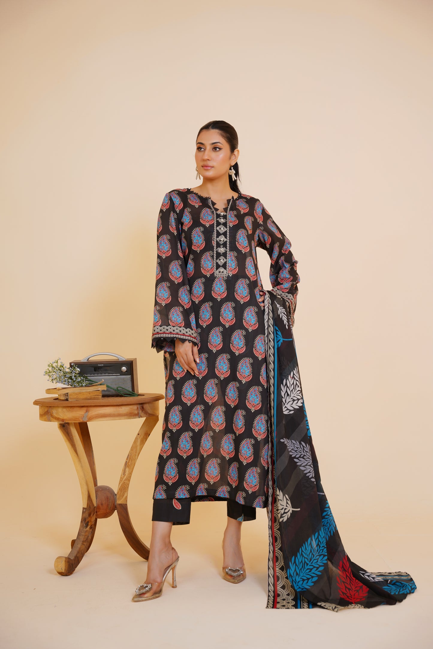 Noir Heritage – Timeless Ethnic 3-Piece Printed Lawn Suit