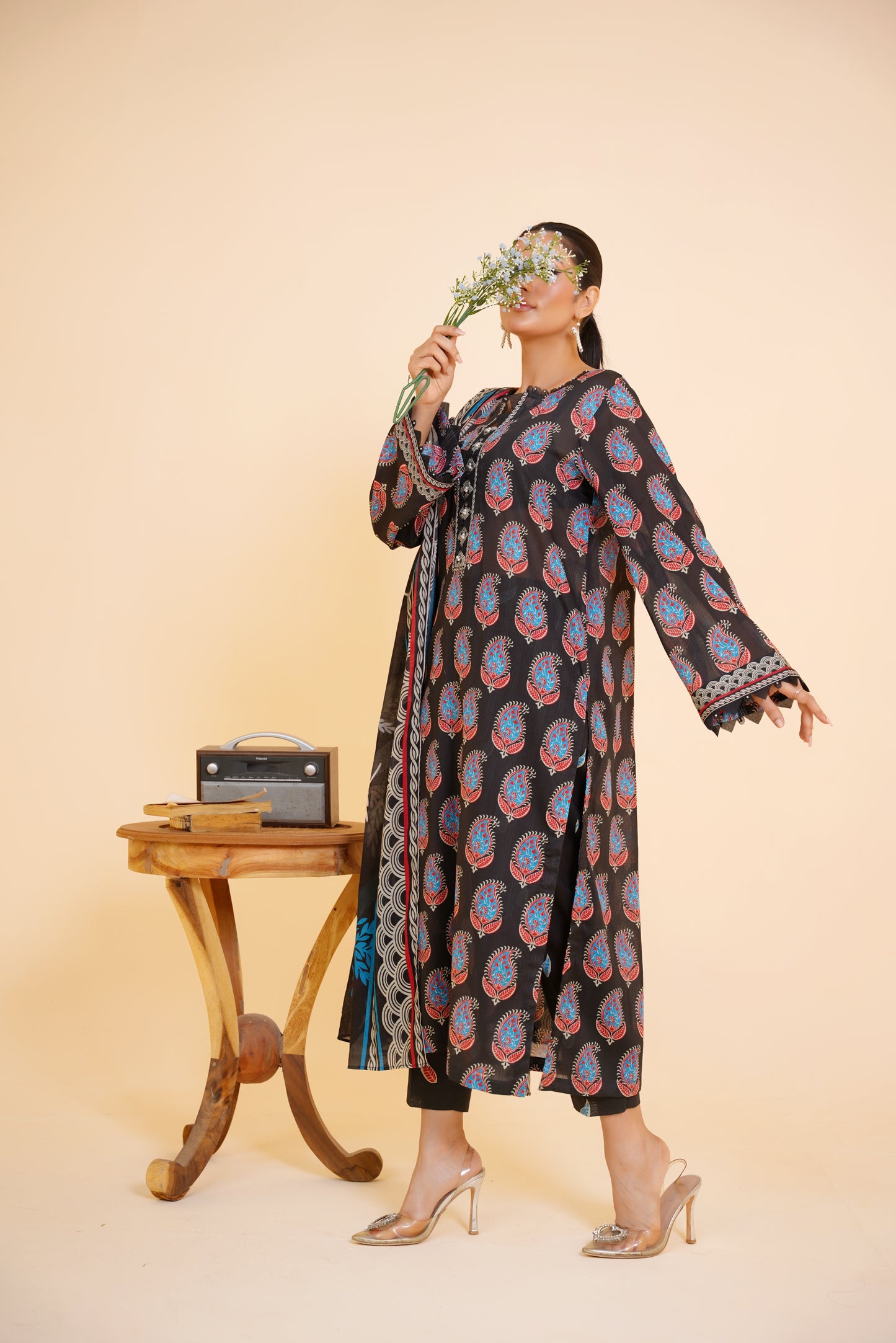 Noir Heritage – Timeless Ethnic 3-Piece Printed Lawn Suit